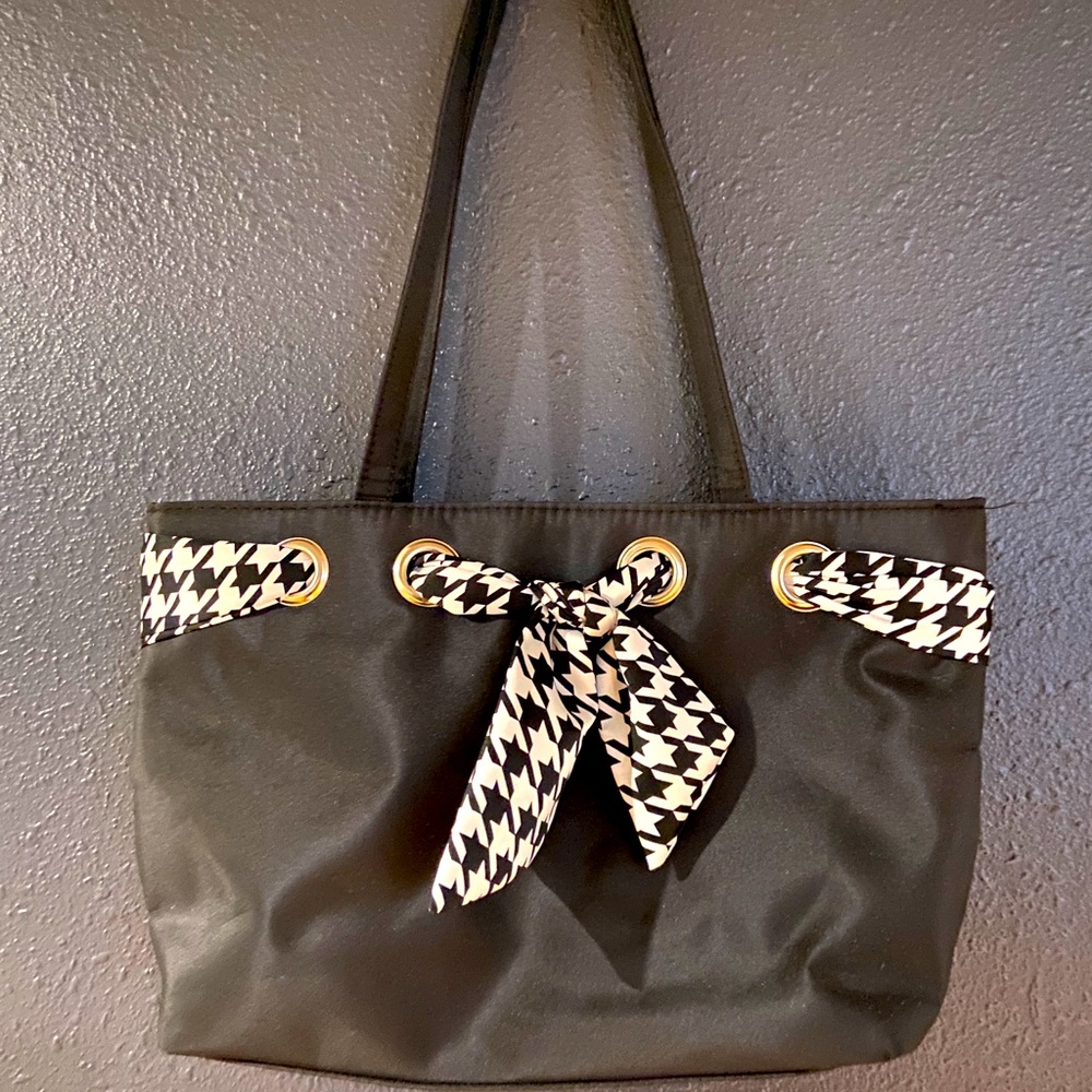 Medium size tote bag